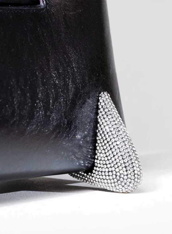 Benedetta Bruzziches Lira James Bond> Object D'Heart