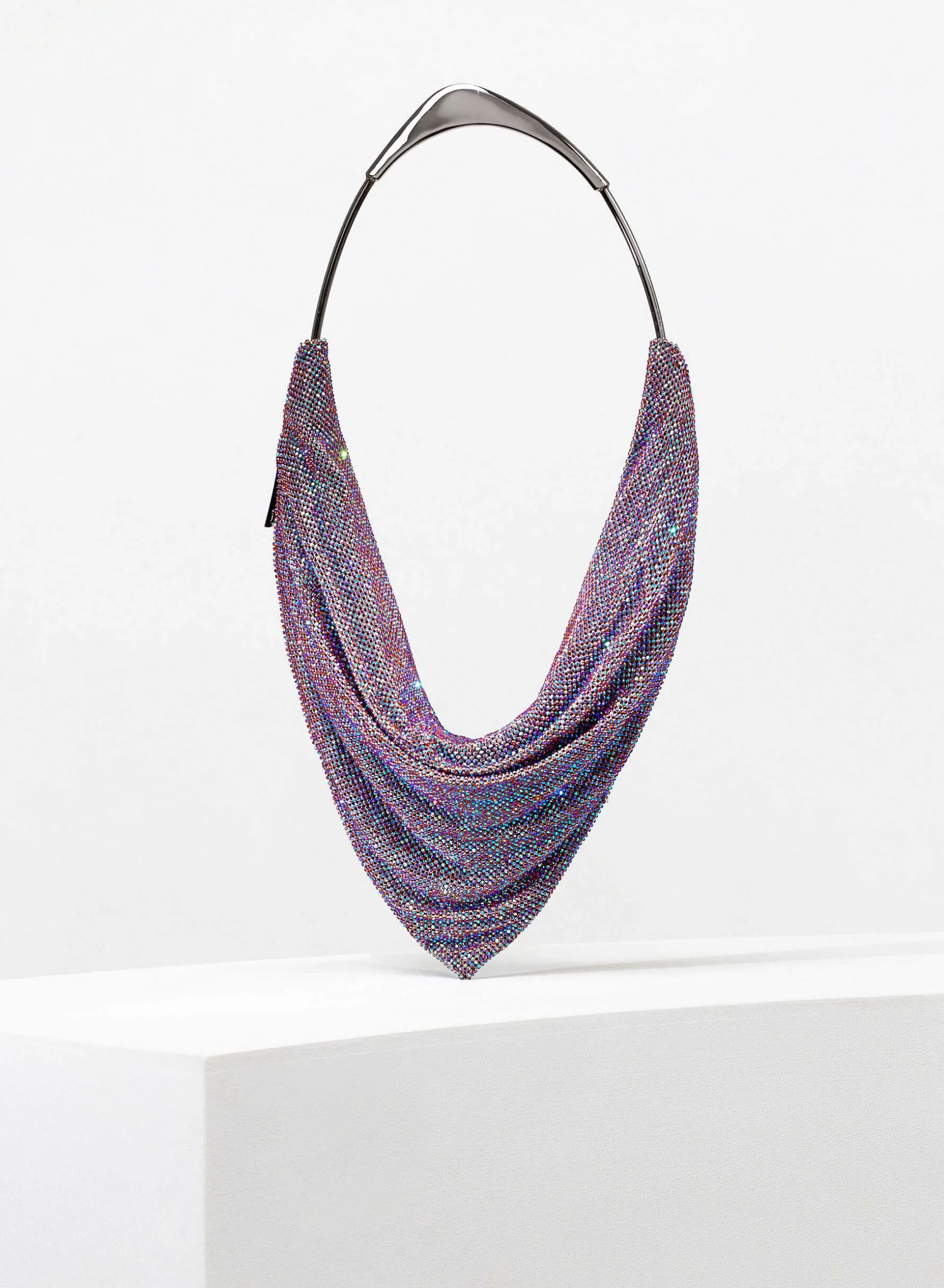 ursula_casin_royale_3.webp Benedetta Bruzziches Ursula Casin Royale> Crystal Bag