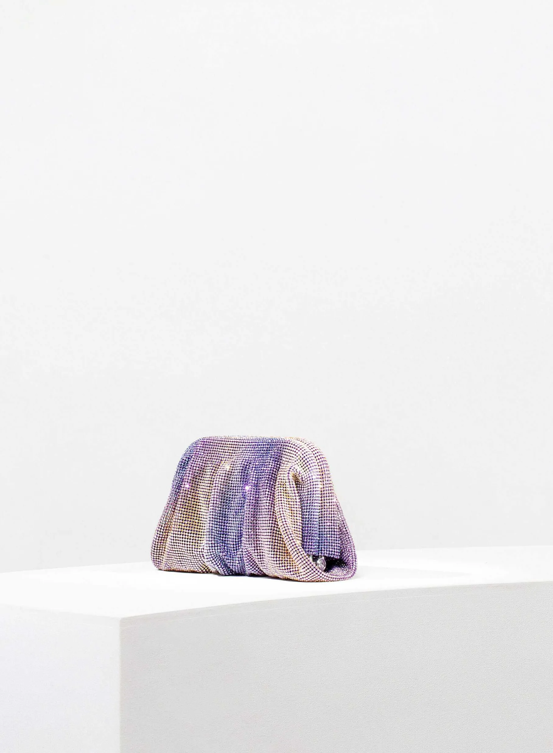 venus_la_petite_the_livin_1.webp Benedetta Bruzziches Venus La Petite The Living Daylight> Crystal Bag