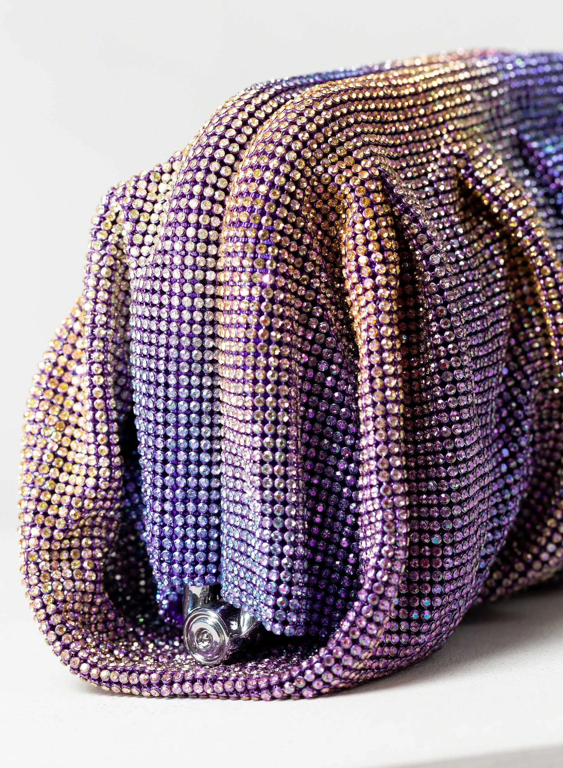 venus_la_petite_the_livin_4.webp Benedetta Bruzziches Venus La Petite The Living Daylight> Crystal Bag